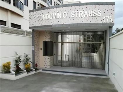 Apartamento à Venda