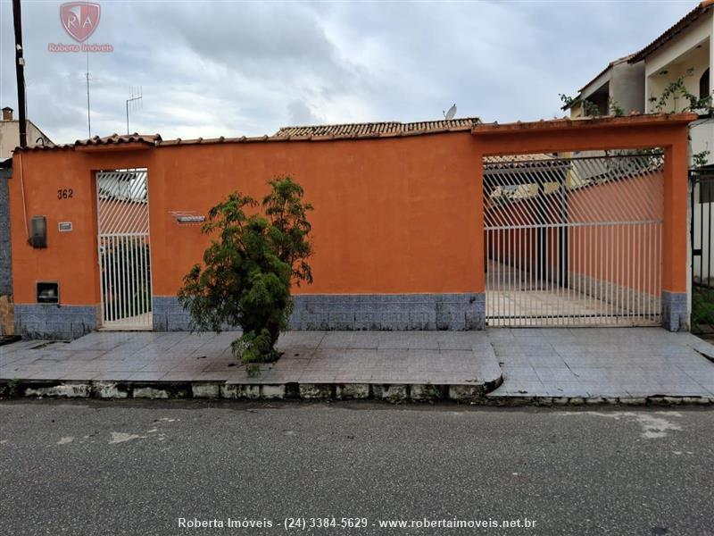 Casa a Venda no Jardim do Sol em Resende