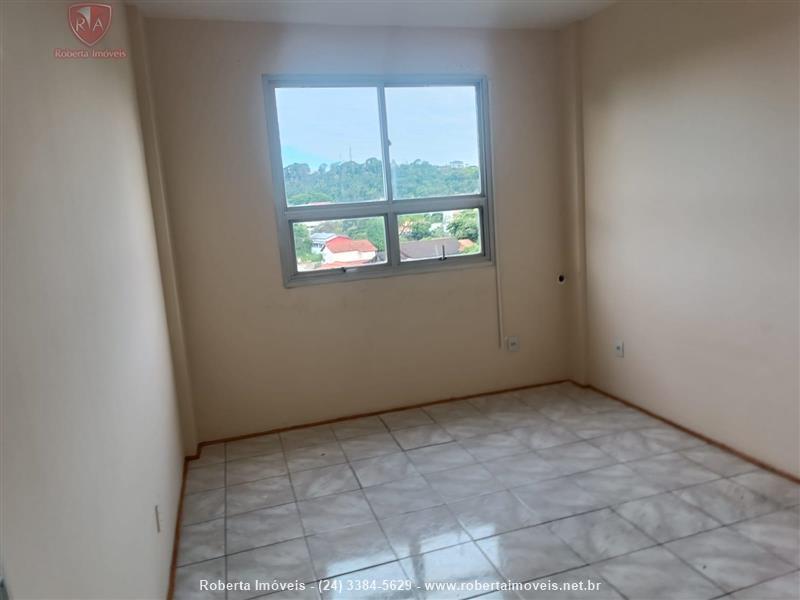 Apartamento a Venda no Comercial em Resende