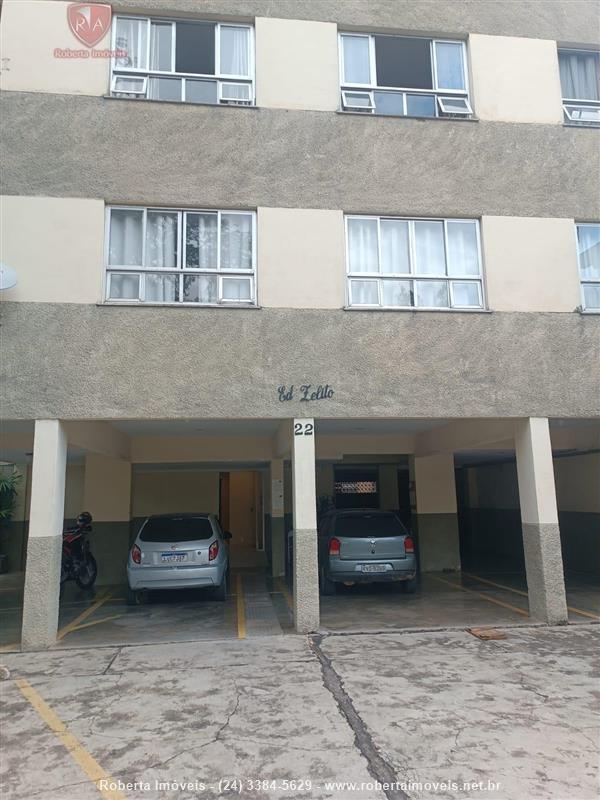 Apartamento a Venda no Comercial em Resende