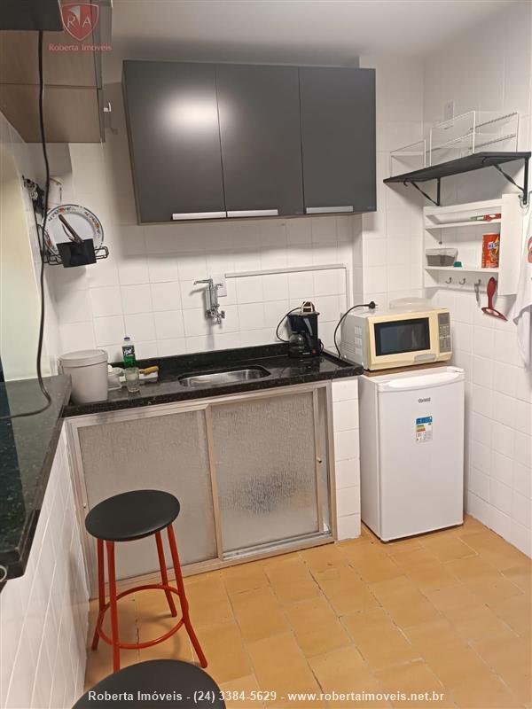 Apartamento a Venda no Comercial em Resende