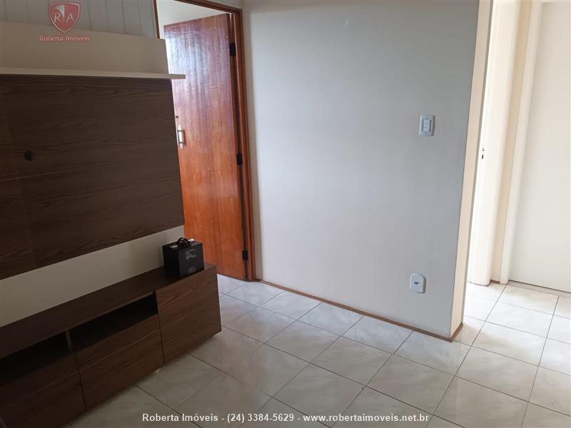 Apartamento a Venda no Comercial em Resende