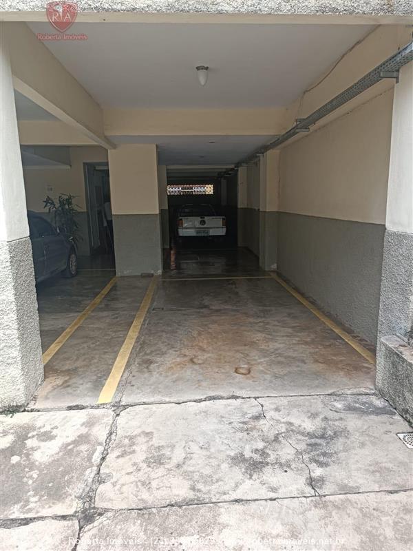 Apartamento a Venda no Comercial em Resende