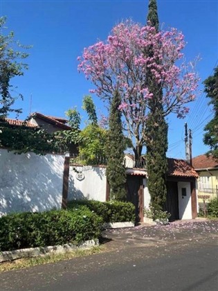 Casa à Venda