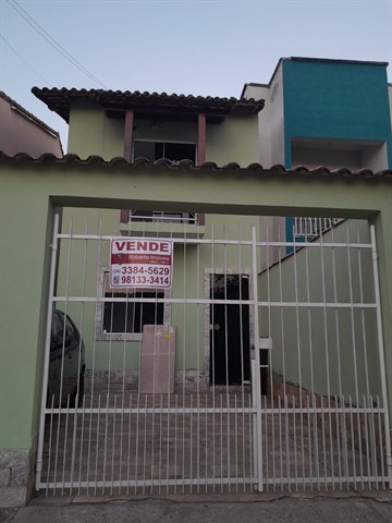 Casa à Venda