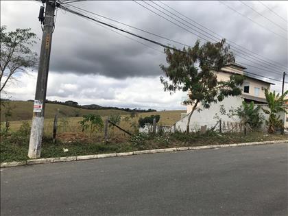 Terreno à Venda