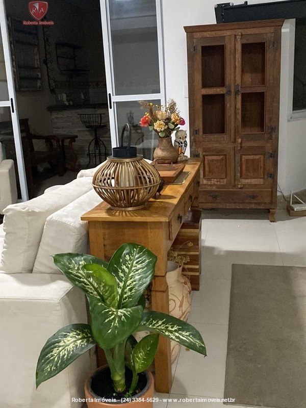 Casa para Alugar no Morada da Colina I em Resende - Foto do Im�vel