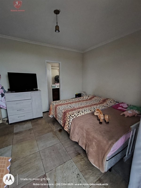 Apartamento a Venda no Comercial em Resende - Foto do Im�vel