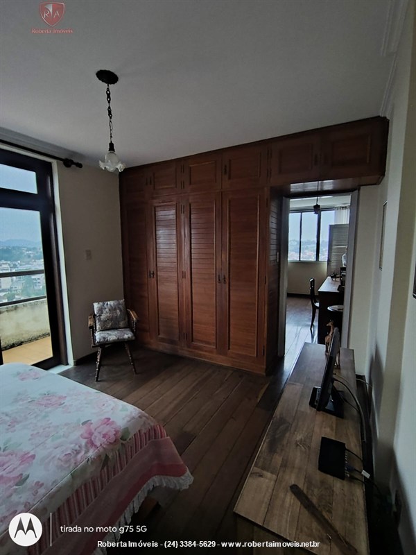 Apartamento a Venda no Comercial em Resende - Foto do Im�vel
