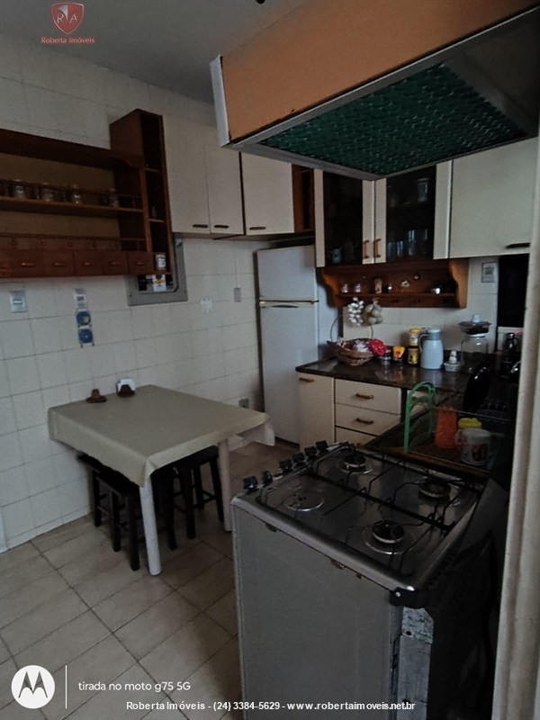 Apartamento a Venda no Comercial em Resende - Foto do Im�vel