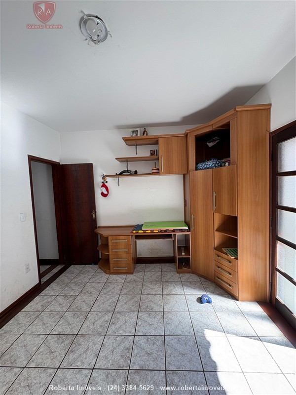 Casa a Venda no Montese em Resende - Foto do Imvel