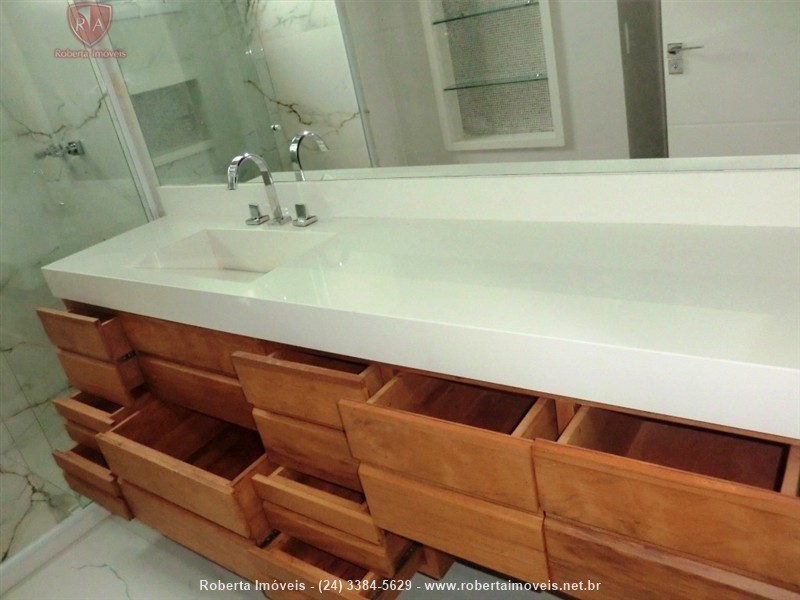 Casa para Alugar no Alphaville em Resende - Foto do Im�vel