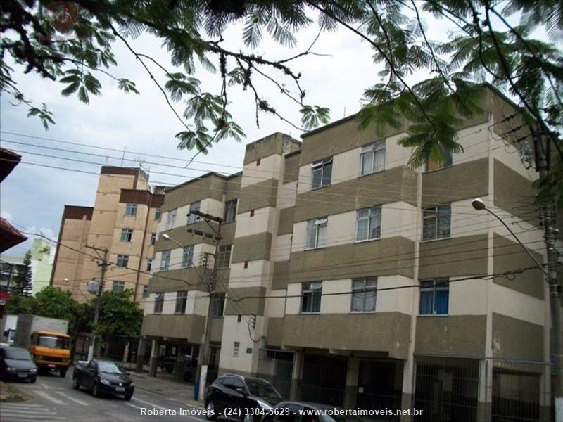 Apartamento a Venda no Comercial em Resende