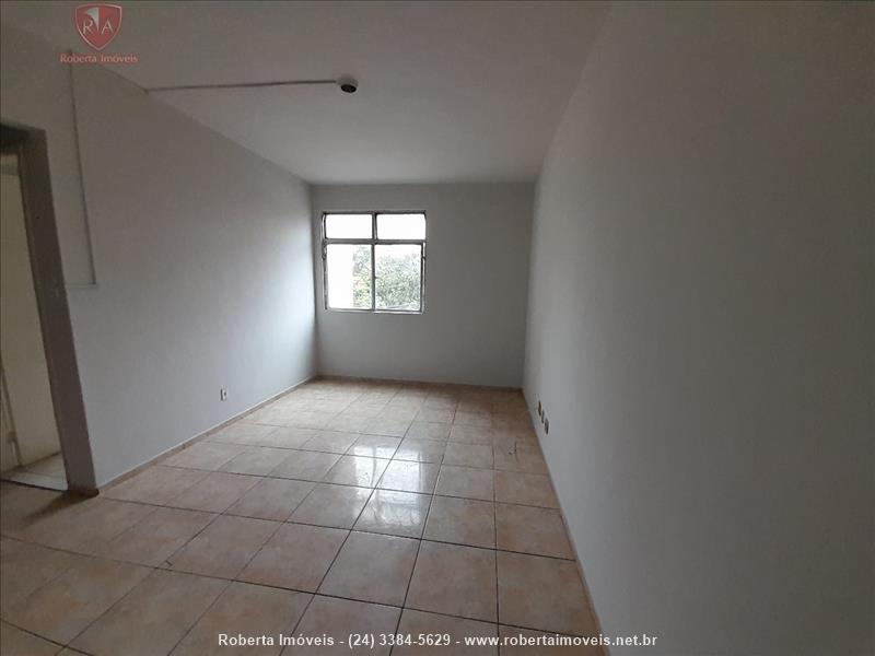 Apartamento a Venda no Comercial em Resende