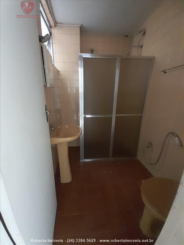 Apartamento a Venda no Comercial em Resende