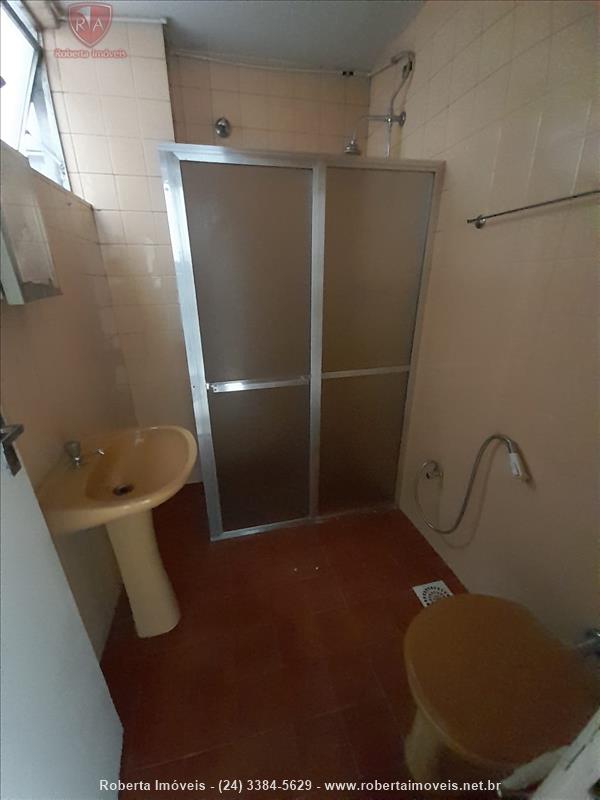 Apartamento a Venda no Comercial em Resende