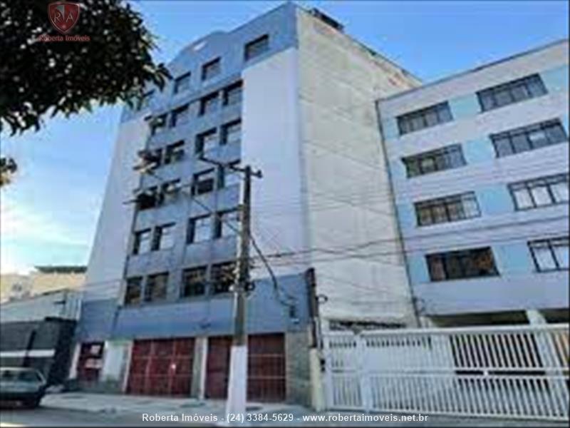 Apartamento a Venda no Comercial em Resende