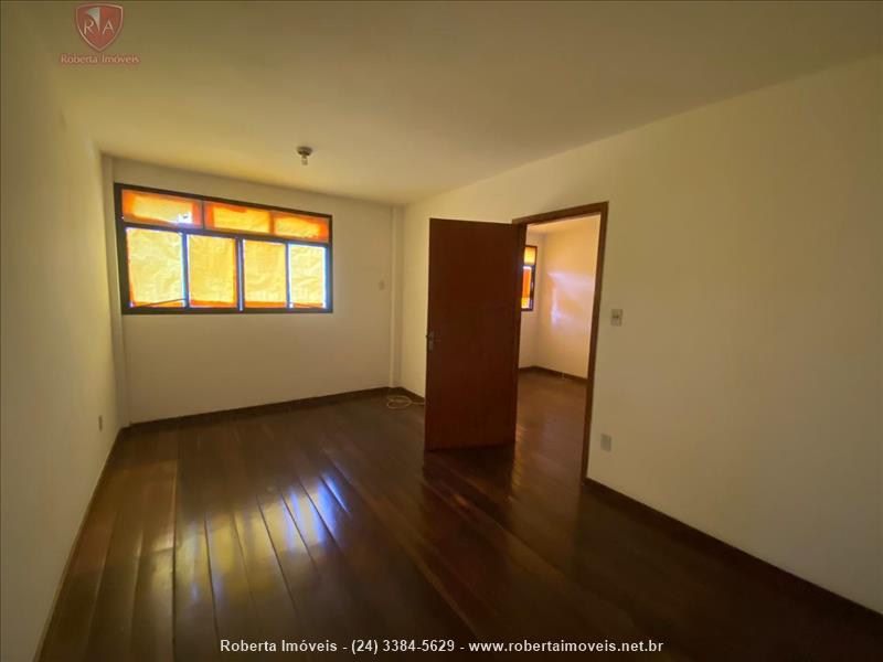 Apartamento a Venda no Comercial em Resende