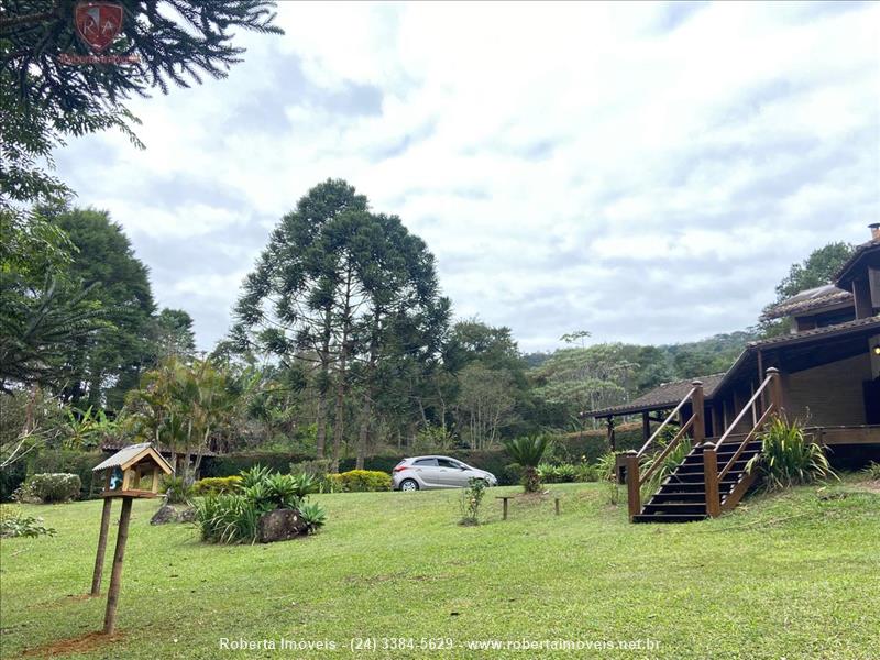 Casa a Venda em Itatiaia