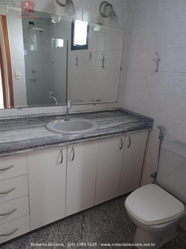 Apartamento para Alugar no Comercial em Resende