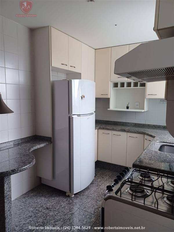 Apartamento para Alugar no Comercial em Resende