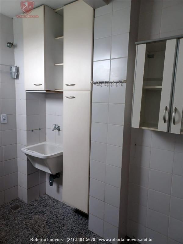 Apartamento para Alugar no Comercial em Resende