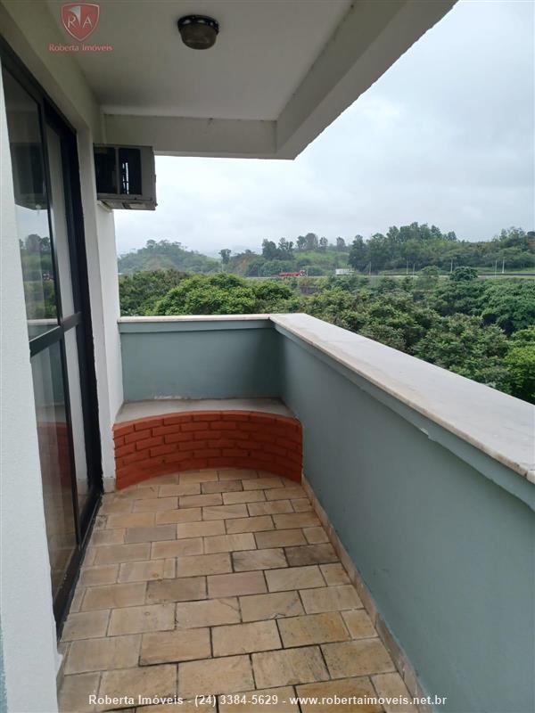 Apartamento para Alugar no Comercial em Resende