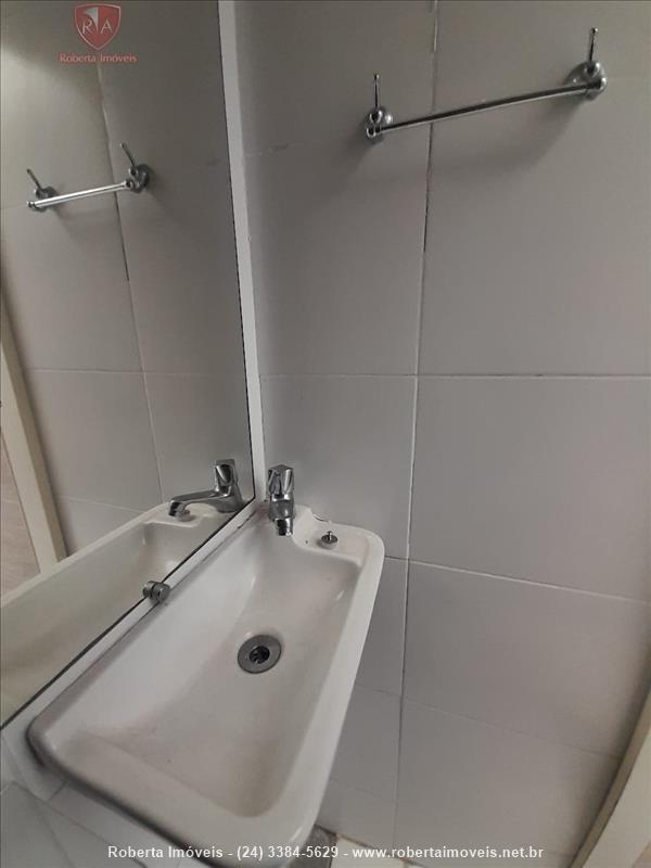 Apartamento para Alugar no Comercial em Resende - Foto do Im�vel