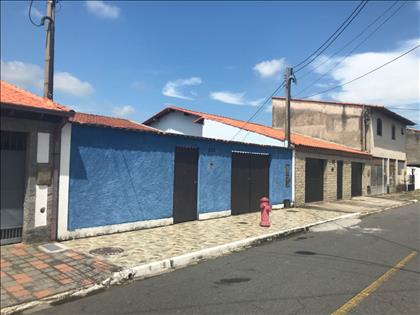 Casa à Venda